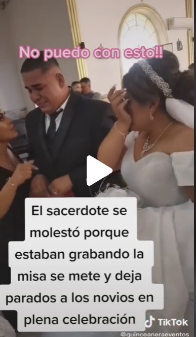 ¡Insólito! Cura se salió de misa de matrimonio porque lo estaban grabando La extraña reacción del cura se dio en una capilla de México, y el video de su reacción se volvió viral como era de esperarse, pues ya sabemos que las redes sociales son el lugar perfecto para que este tipo de videos curiosos tengan su lugar y lleguen a millones de personas en el mundo.