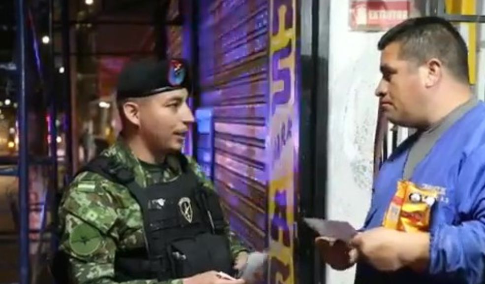 El Gaula Militar se activó contra la extorsión en Bogotá En la ciudad de Bogotá, tropas del Gaula Militar de Cundinamarca de la Decimo Tercera Brigada del Ejército Nacional, llevaron a cabo el pasado lunes una jornada de prevención en contra del delito de extorsión.