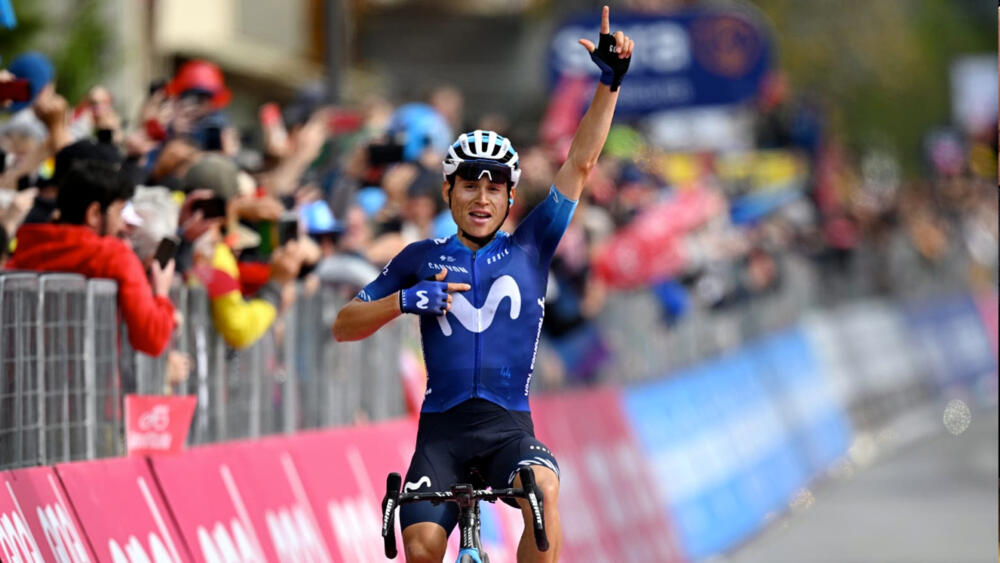 EN VIDEO: ¡Einer Rubio, monumental! Así ganó la etapa 13 del Giro de Italia El ciclista colombiano Einer Rubio ganó la etapa 13 del Giro de Italia. Le contamos cómo logró su gesta.