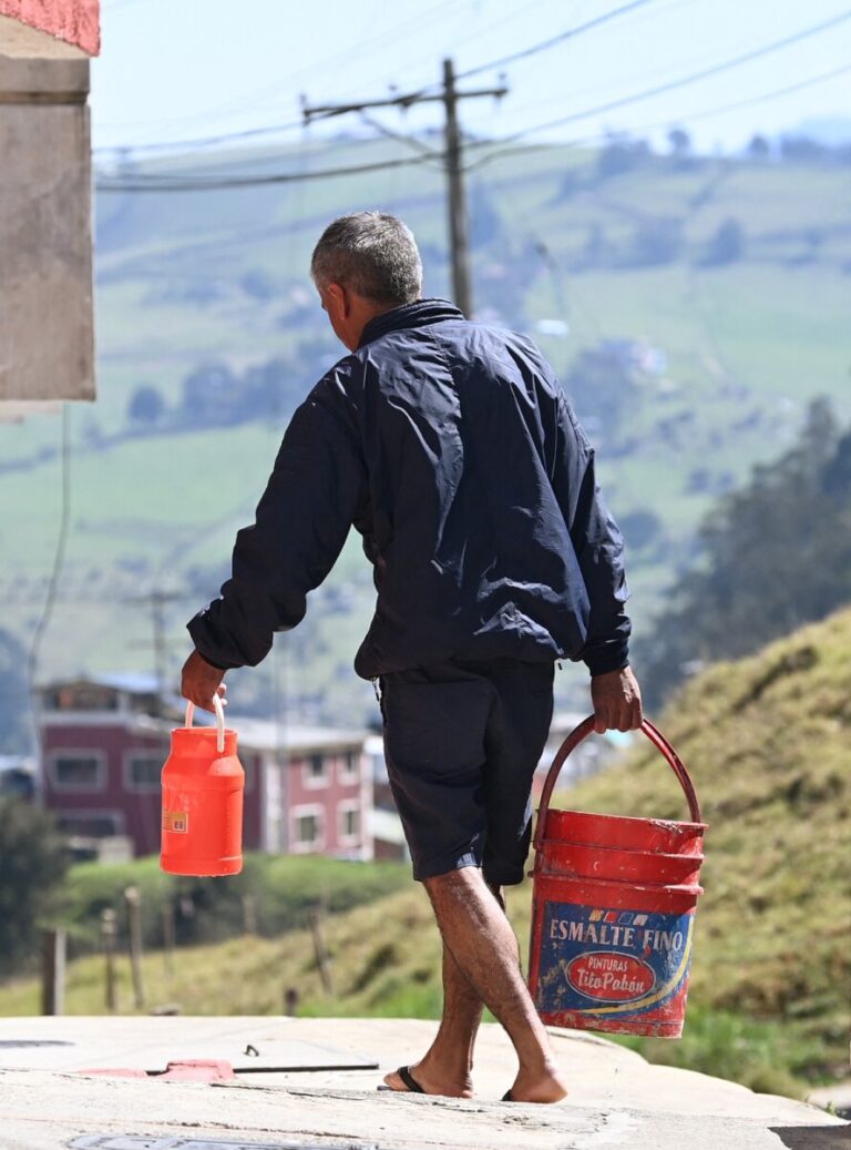 Balance Del Primer Día De Racionamiento De Agua En Bogotá - Noticias De ...