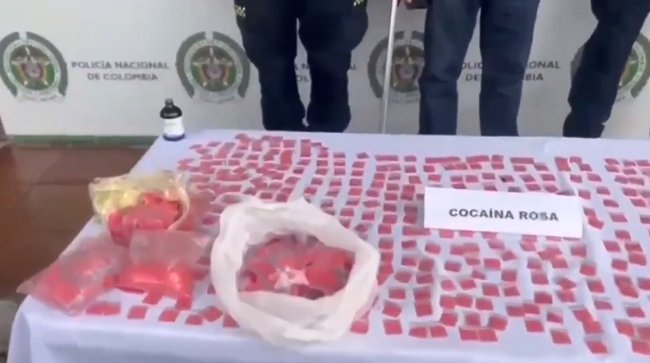 Capturan a taxista con más de 2.000 dosis de droga En el taxi llevaba 2.000 dosis de tusi, 2,7 kilos de coca y un tarro de ketamina.
