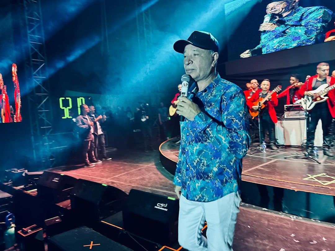 El gran Luis Alberto Posada se tomará el Movistar Arena En entrevista con Q'HUBO, Luis Alberto Posada contó detalles de su próximo concierto en el Movistar Arena este 20 de julio. Además, reveló que se viene para su carrera como cantante de música popular.