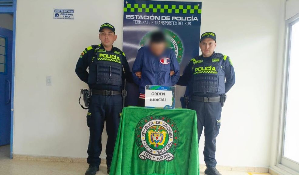 Cayó presunto abusador de menores en la Terminal del Sur En una acción coordinada por la Policía Metropolitana de Bogotá, un individuo fue detenido en la Terminal de Sur bajo los cargos de acceso carnal abusivo con menor de 14 años.