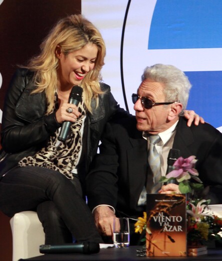 Papá de Shakira salió de cuidados intensivos Este jueves se conoció que el papá de Shakira ya salió de cuidados intensivos y lo pasaron a sala intermedia.