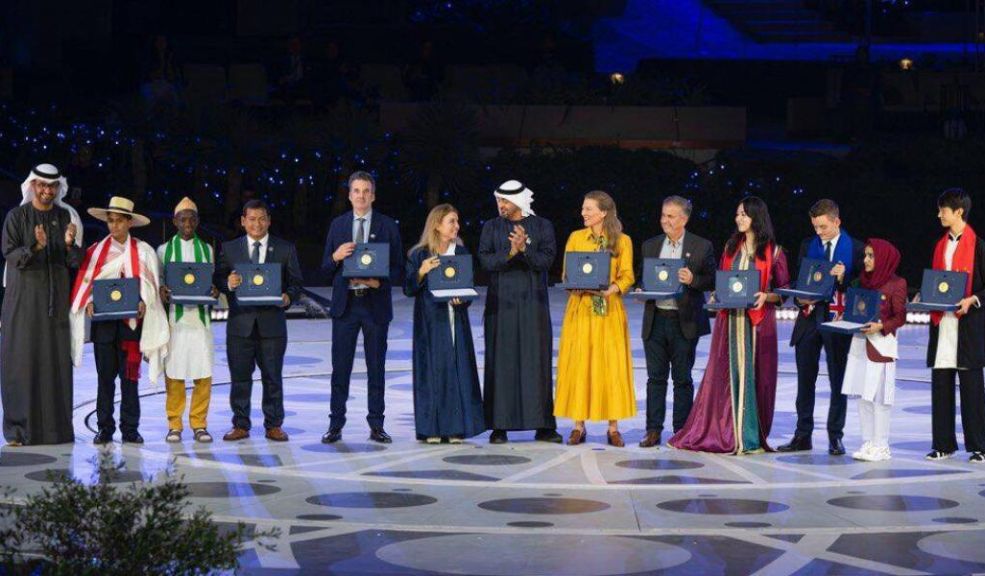Último llamado para el Premio Zayed a la sostenibilidad: presenta tus proyectos antes del 23 de Junio El Premio Zayed a la Sostenibilidad, el galardón mundial pionero de los Emiratos Árabes Unidos en materia de sostenibilidad y humanitarismo, hace un último llamado a candidatos para su ciclo de 2025.