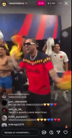 Así celebraron los jugadores de Colombia el triunfo contra Uruguay Luego de dejarlo todo en la cancha y lograr el triunfo que tanto esperaban los colombianos, los jugadores de la 'Sele' celebraron en el camerino y recocharon con Daniel Muñoz.