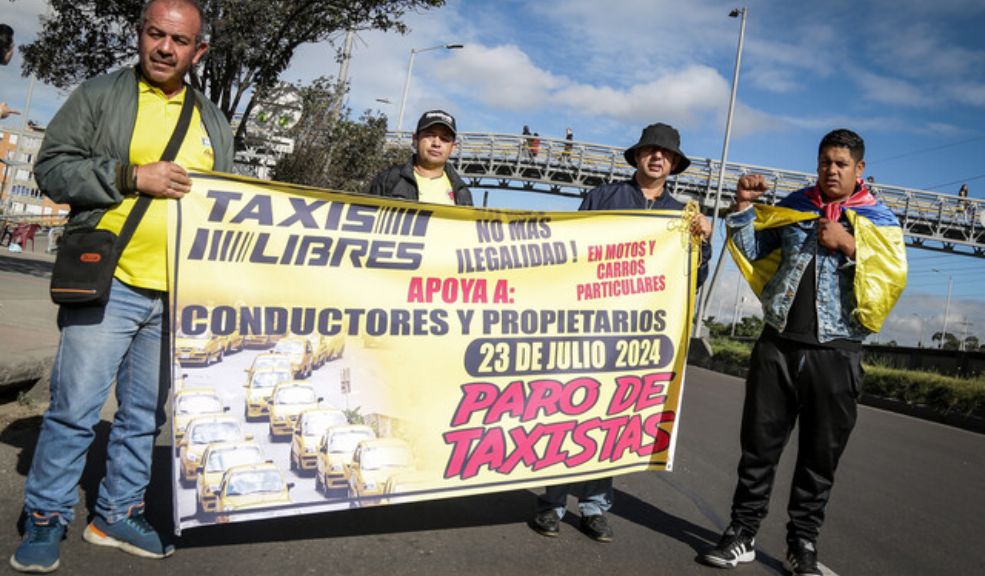 Gremio de taxistas se comprometió a mejorar su servicio tras diálogo con el Distrito Algunos representantes del gremio de taxistas asistieron al diálogo con el Gobierno Distrital. Le contamos cuáles fueron los acuerdos pactados.