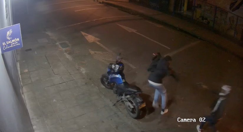 Madre dio detalles del robo del que fue víctima su hijo: lo hirieron con arma de fuego Un joven de 22 años fue víctima de unos delincuentes que, de manera infame, en medio de un intento de hurto le terminaron disparando. Por fortuna, la víctima está viva y hoy puede contar su historia, pero él y su familia piden a las autoridades que capturen a los responsables para que estos no terminen causando una tragedia.