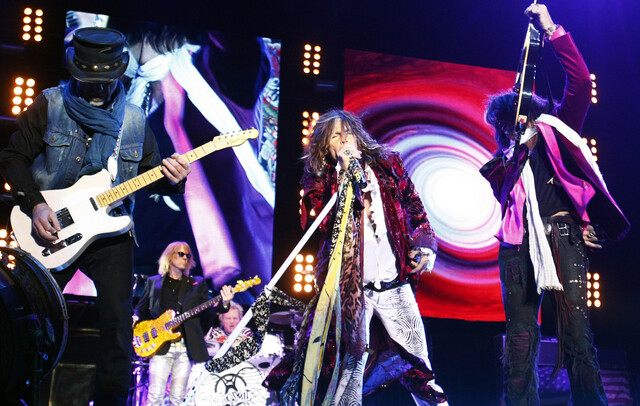 Aerosmith le dice adiós a los escenarios: ¿cuántas veces estuvieron en Colombia? En una sorpresiva decisión para sus millones de fanáticos en todo el mundo, la mítica banda de rock Aerosmith anunció su adiós definitivo de los escenarios.