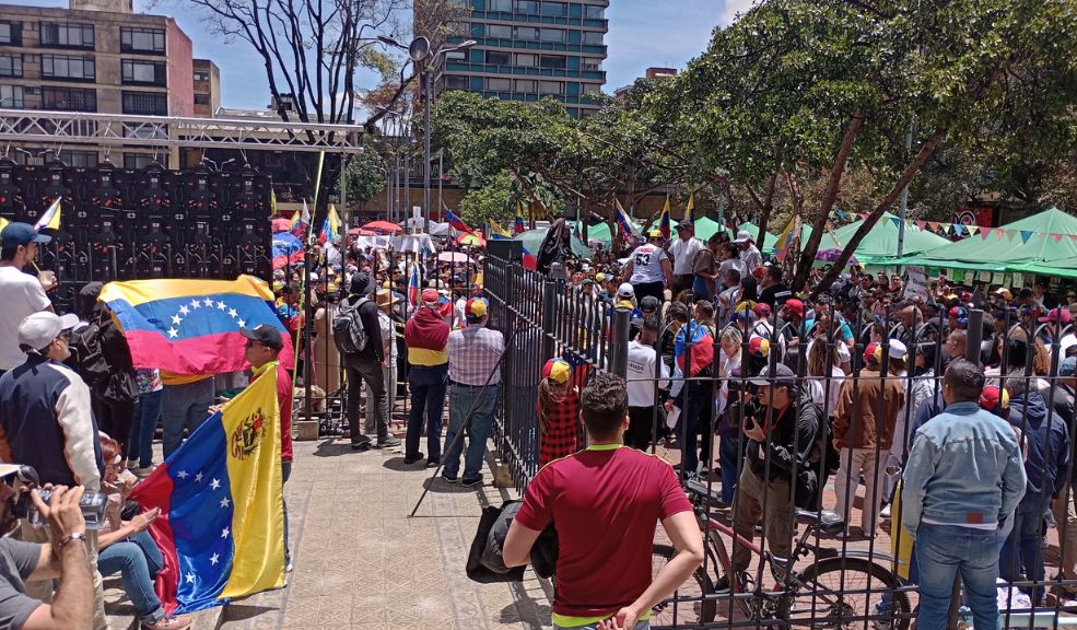 Así avanzan las protestas de migrantes venezolanos en Bogotá Se prevé que las movilizaciones de los migrantes venezolanos se realicen durante toda la tarde de este sábado.