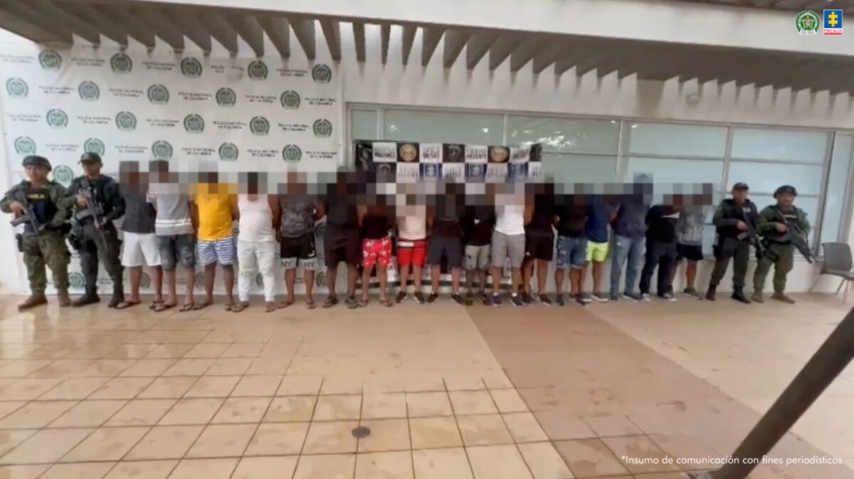 Así era como el 'call center' criminal extorsionaba a sus víctimas en Bogotá En una operación conjunta entre la Fiscalía General de la Nación y el Gaula de la Policía Nacional, se logró desarticular 12 organizaciones ilegales dedicadas a la extorsión en varias regiones del país.