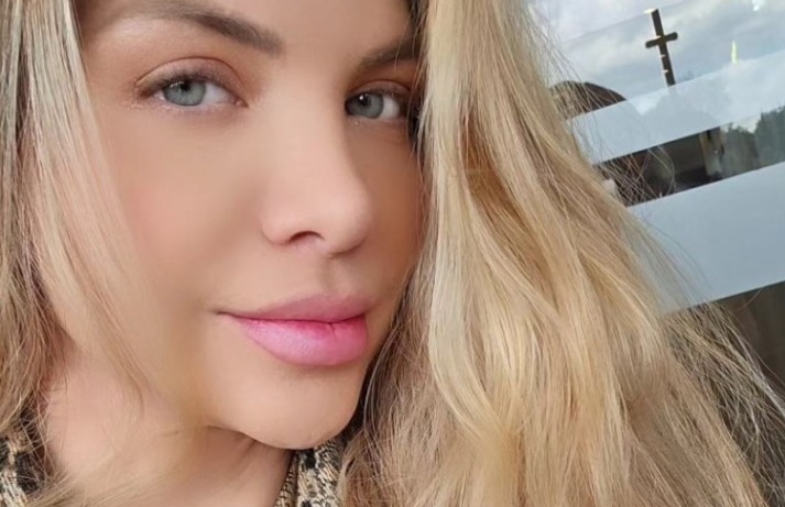 Ella es Angélica Jaramillo, la modelo que confesó su adicción a las drogas A pesar de su adicción, Angélica Jaramillo ha logrado ser una gran empresaria y reconocida figura pública.