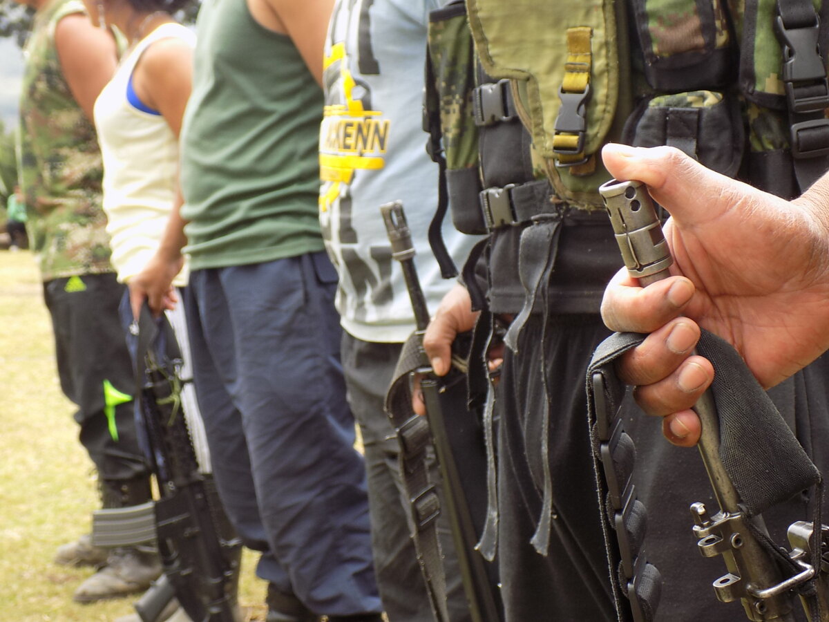 Gobierno iniciará diálogos de paz con Autodefensas de la Sierra Nevada En una resolución firmada en los últimos días, el presidente Gustavo Petro ordenó la instalación de la mesa de diálogos de paz con las Autodefensas Conquistadoras de la Sierra Nevada de Santa Marta (ACSN).