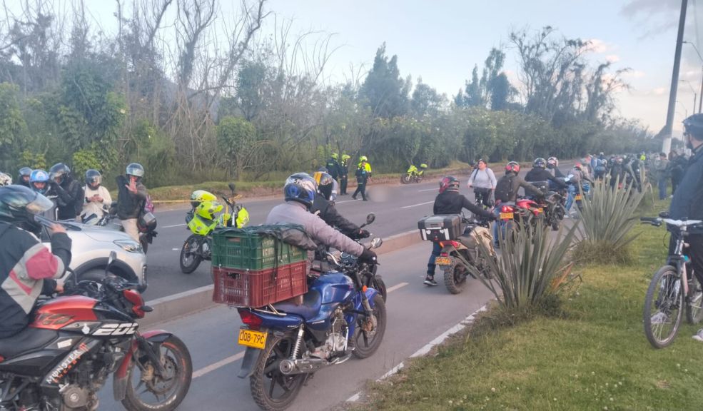 Revelan nuevos detalles del sicariato que dejó sin vida a un preso en el norte de Bogotá El ataque a bala dejó sin vida a Somer Antonio Córdoba Mena, quien quedó tendido sobre el asfalto ante la mirada aterrada de los conductores. El ahora occiso pagaba una condena por homicidio.