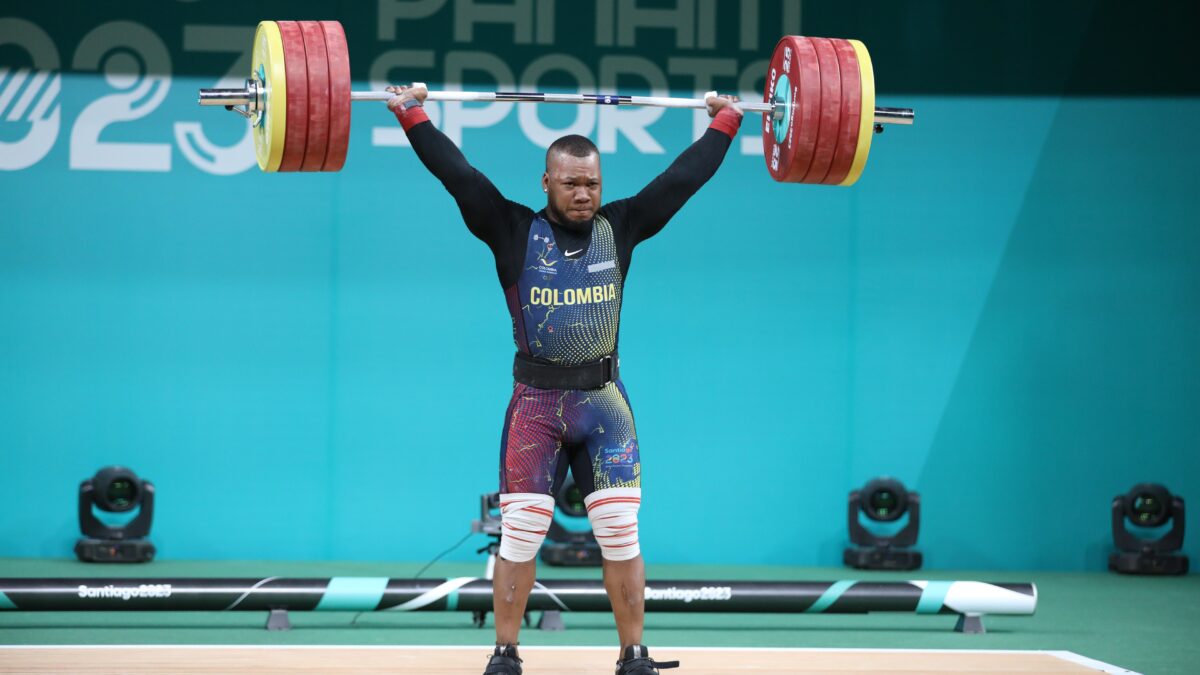 Yeison López gana medalla de plata en levantamiento de pesas en los Juegos Olímpicos Yeison López logra la segunda medalla para Colombia en los Juegos Olímpicos de París 2024.