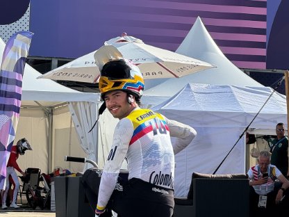 Él es Mateo Carmona, la promesa del BMX que brilló en París Mateo Carmona, la joven promesa del BMX colombiano, ha dejado una marca imborrable en los Juegos Olímpicos de París 2024.