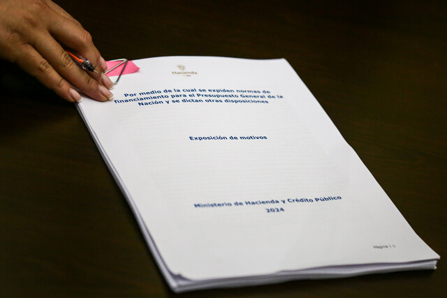 Gobierno Petro radicó la nueva reforma tributaria, ¿qué cambios trae? Al explicar el proyecto, el ministro Ricardo Bonilla, resaltó que tiene tres grandes ejes. Le contamos cuáles son.