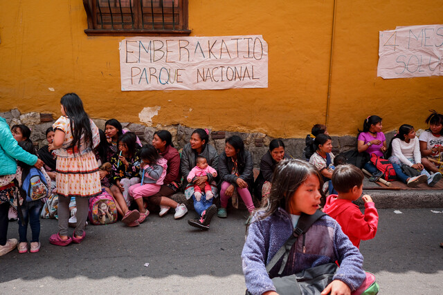 Inicia retorno de familias Emberá desde el Parque Nacional a sus territorios Este viernes 6 de septiembre, cerca de 700 miembros de la comunidad Emberá, agrupados en 280 familias, iniciarán su retorno al Alto Andágueda, ubicado entre los departamentos de Risaralda y Chocó.