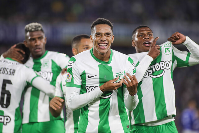 Jugadores de Atlético Nacional serán sancionados tras video de fiesta Atlético Nacional ha tomado medidas disciplinarias contra varios de sus jugadores luego de un escándalo que involucró una fiesta en Valledupar.