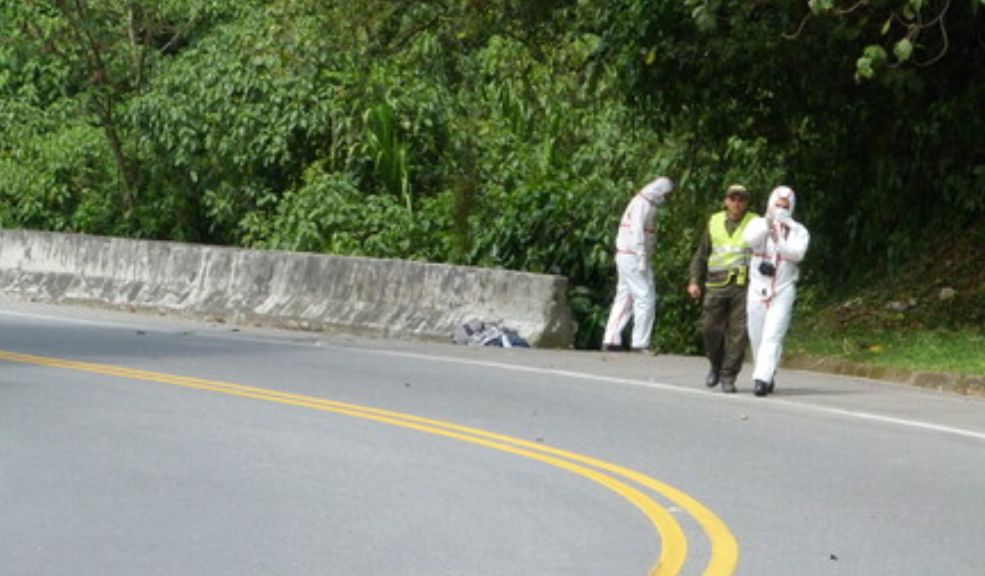 Macabro hallazgo: encuentran cabeza humana en un río Algunas personas que se bañaban en el río se encontraron con la cabeza humana.