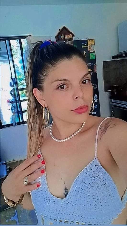 Misteriosa muerte de Micaela en Supatá Micaela, de 34 años, viajó a Colombia en enero junto a sus dos hijos, con la intención de darle una nueva oportunidad al padre de su hija menor.