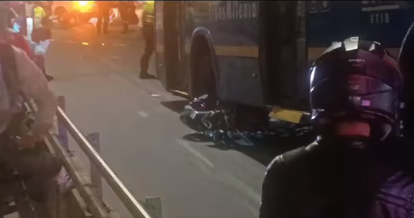 Motociclista murió en extraño accidente de tránsito en Bosa El accidente se presentó en horas de la noche de este lunes en la localidad Bosa.