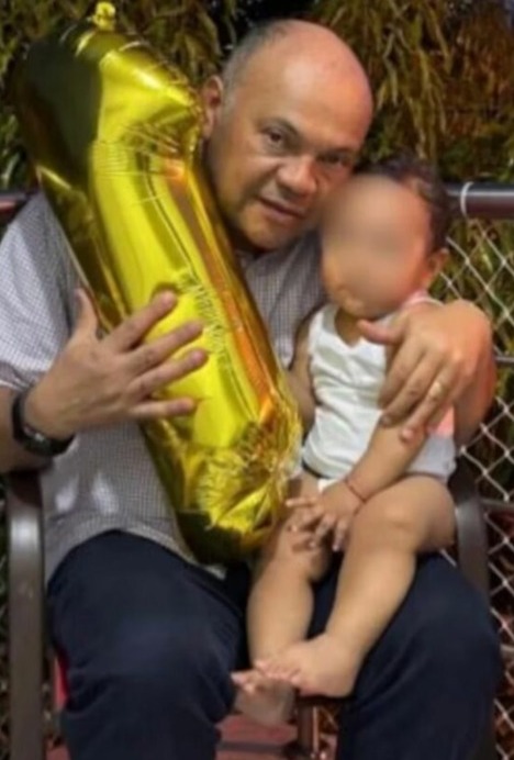 Papá de Colmenares reveló fotos de sus pequeño hijo, Jorge Camilo Luis Alonso Colmenares, padre del difunto Luis Andrés, publicó una foto junto a su hijo de un año.