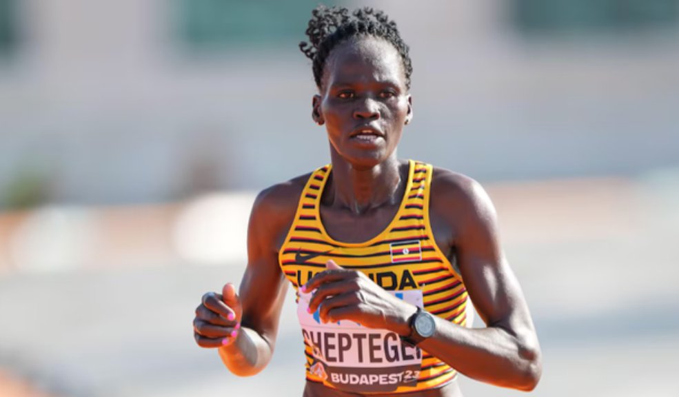 Rebecca Cheptegei, atleta que participó en los Juegos Olímpicos, falleció tras ser quemada por su pareja Nacida en el corazón de Uganda en 1991, Rebecca Cheptegei se convirtió en una de las figuras más destacadas del atletismo africano. Desde sus primeros pasos en las pistas, demostró un talento innato para las largas distancias, conquistando corazones y récords a lo largo de su carrera.