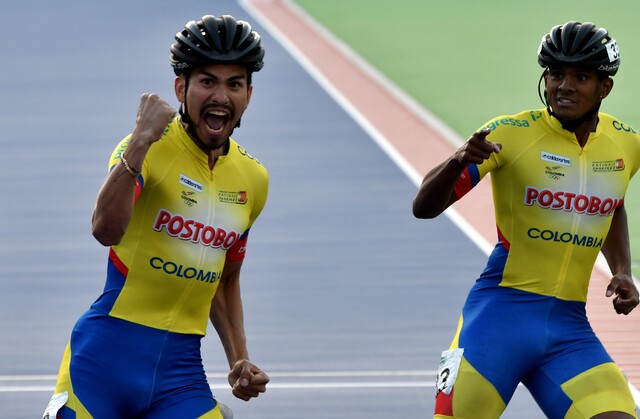 Ya son 16 medallas de Oro ganadas por Colombia en el Mundial de Patinaje 2024 El campeonato mundial de patinaje en Italia finalizará el 22 de septiembre, y hasta el momento, Colombia ha demostrado ser una potencia en esta disciplina, participando en todas las modalidades del torneo.