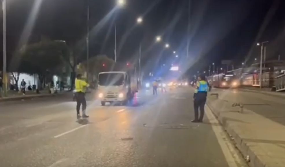 Incautan 200 cartuchos de escopeta en la Autopista Sur El operativo, que fue adelantado por la Policía de Tránsito y Transporte de Bogotá, se realizó a la altura de la Terminal del Sur, en uno de los puntos de verificación de las autoridades.