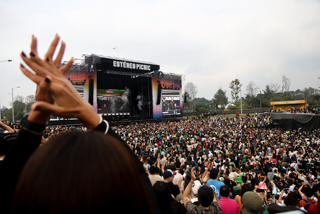 ¡Confirmado! Estos son los artistas que estarán en el Festival Estéreo Picnic 2025 El Parque Simón Bolívar se prepará nuevamente para ser el escenario del Festival Estéreo Picnic. Estos son los artistas que podrá ver los próximos 27, 28, 29 y 30 de marzo de 2025.