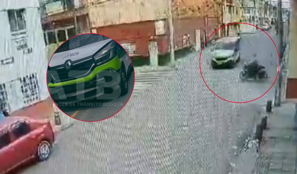 EN VIDEO: Motociclista murió tras ser arrollado por una patrulla de la Policía en Soacha Tras el choque, el motociclista se estrelló contra un poste y murió. Los hechos ocurrieron en el sector de León XIII (Soacha).