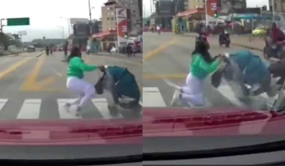 Mujer que iba con coche de bebé se cayó en plena calle; corrió cuando el semáforo iba a cambiar Un conductor en Bogotá grabó un momento de alto riesgo en una calle cuando una mujer, llevando un coche de bebé, cruzó corriendo la vía justo antes de que el semáforo cambiara a verde para los vehículos. El incidente, ocurrido el pasado 7 de octubre a las 8:00 a.m., quedó registrado en un video que ha generado preocupación y rechazo en la comunidad.