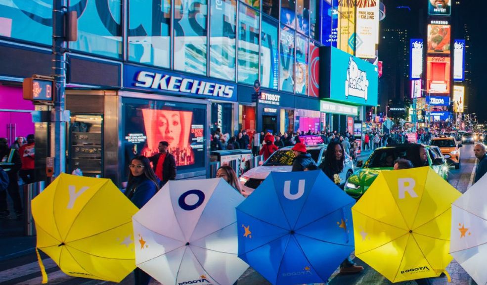 Bogotá brilló en Times Square, donde presentó a nivel global la campaña 'Bogotá, tu casa' Este evento, que se desarrollará hasta el 11 de noviembre, busca promover la capital colombiana como un destino turístico vibrante y acogedor.