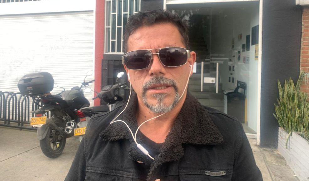 Salvaje agresión dejó ciego a un hombre en Puente Aranda A Orlando Irreño Pinilla (51 años) la vida le cambió en un abrir y cerrar de ojos el pasado 28 de septiembre, cuando un sujeto, en un acto salvaje, terminó dejándolo ciego tras agredirlo con el pico de una botella.