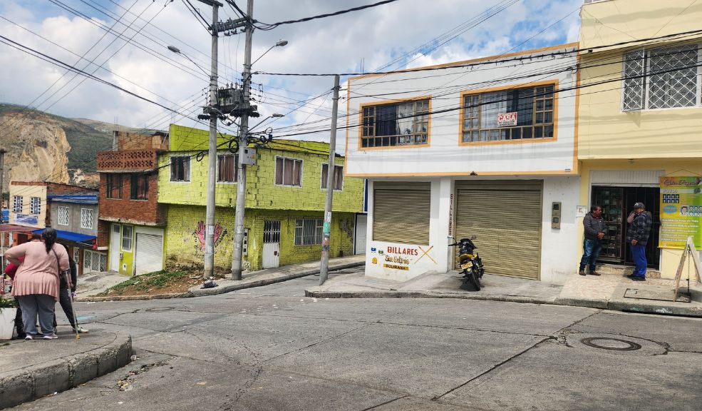 Esta es la identidad del hombre que fue asesinado dentro de un billar de Ciudad Bolívar El hombre se encontraba departiendo en un billar del barrio Juan Pablo II cuando fue asesinado por un sujeto que ingresó al establecimiento.