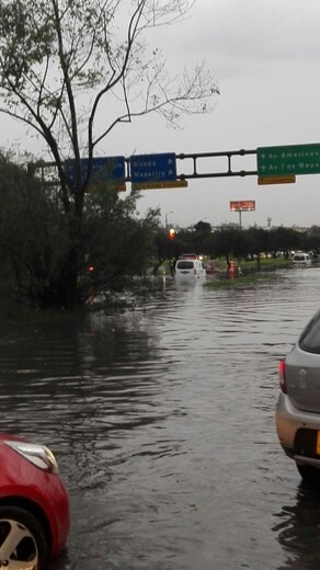 Gobierno destinará más de $1 billón en presupuesto para atención de emergencia climática La respuesta gubernamental se enfoca en salvaguardar la vida de las comunidades afectadas y restablecer las condiciones mínimas de habitabilidad en el menor tiempo posible.