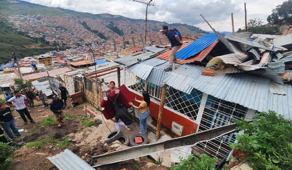 Residentes de Soacha relataron cómo vivieron el deslizamiento de tierra: "No me quedó nada" El deslizamiento de tierra dejó 7 casas afectadas de manera irreversible, y otras cinco resultaron gravemente comprometidas.