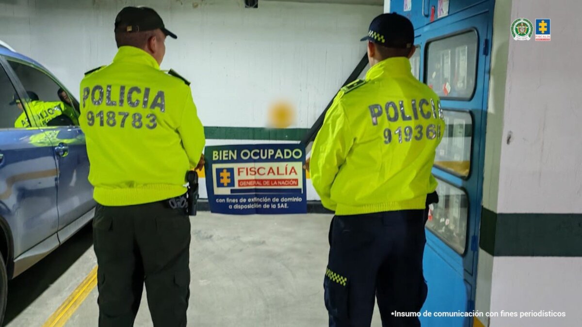 Extinción de dominio a bienes pertenecientes a red de narcotráfico en Bogotá Extinción de dominio a 9 propiedades de la red de alias 'Megateo', cabecilla de la organización criminal ‘Los Pelusos’, involucrada en el tráfico de cocaína a nivel internacional.